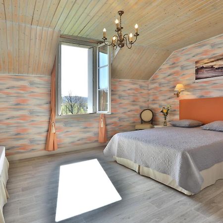 Domaine De Puy Robert Lascaux - A 800M Grotte De Lascaux - Hotel Avec Piscine - Chambres Et Gites-Appartements - Sarlat - Dordogne Монтиньяк Экстерьер фото