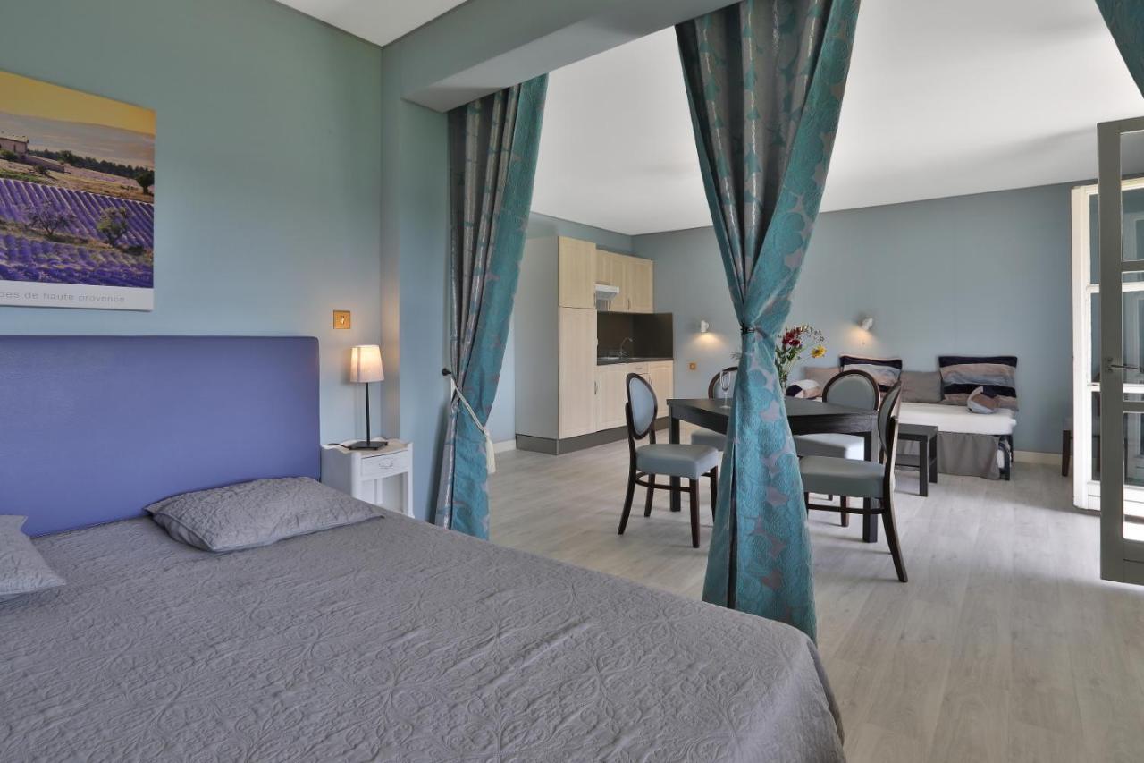 Domaine De Puy Robert Lascaux - A 800M Grotte De Lascaux - Hotel Avec Piscine - Chambres Et Gites-Appartements - Sarlat - Dordogne Монтиньяк Экстерьер фото